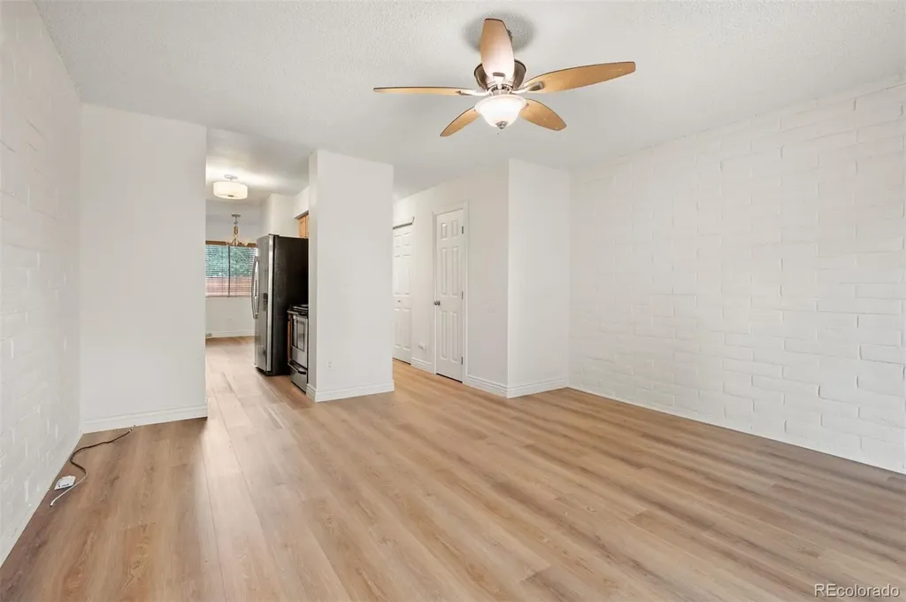 1060 S Parker Road Denver CO 80231