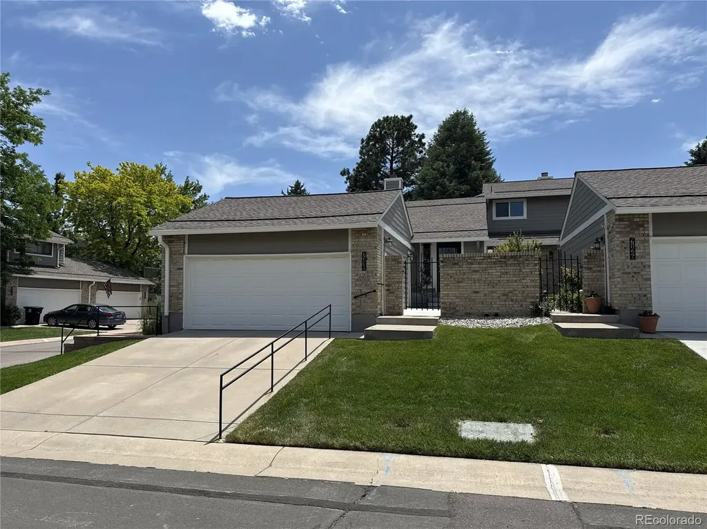 7130 S Vine Circle E Centennial CO 80122