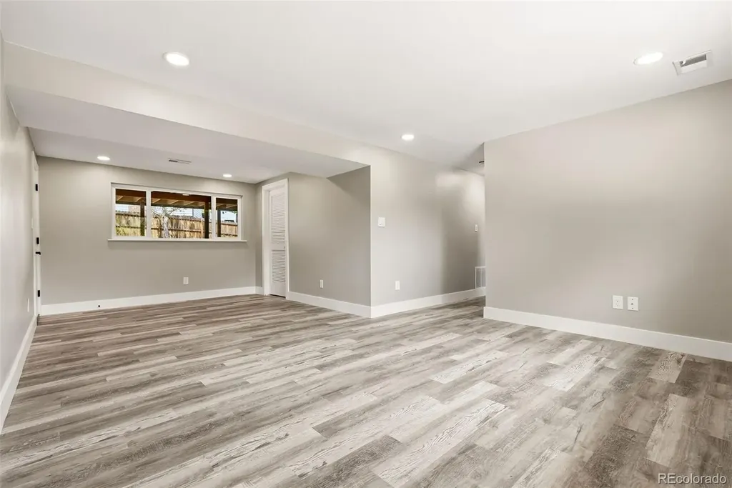 9265 Raleigh Street Westminster CO 80031