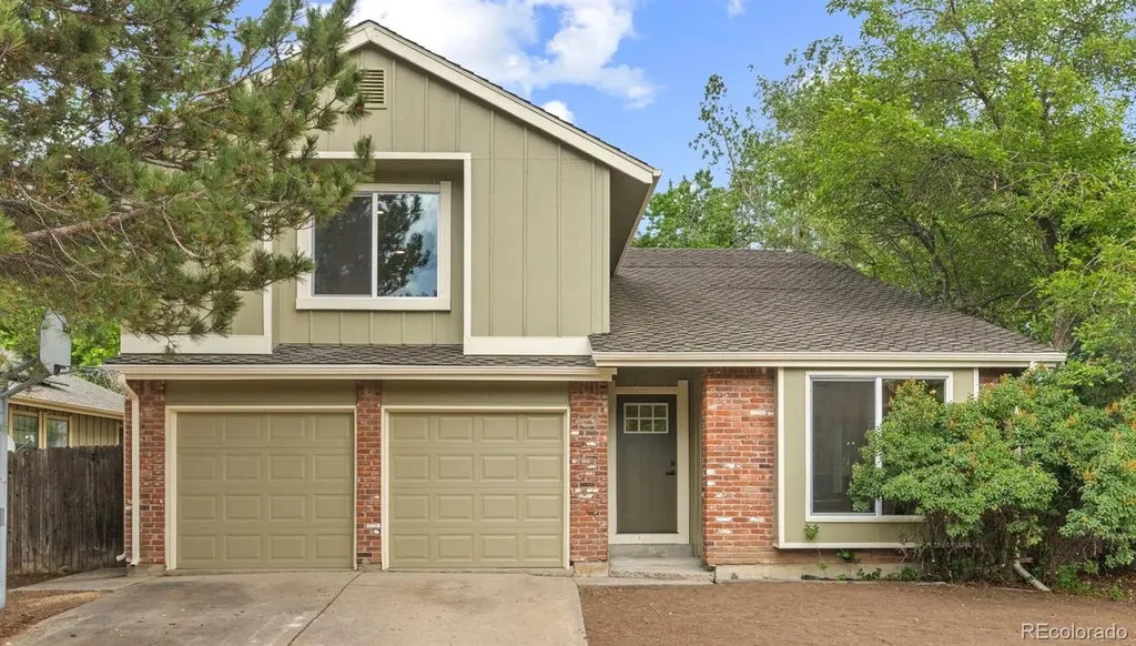 Arvada CO, 8162 Field Circle