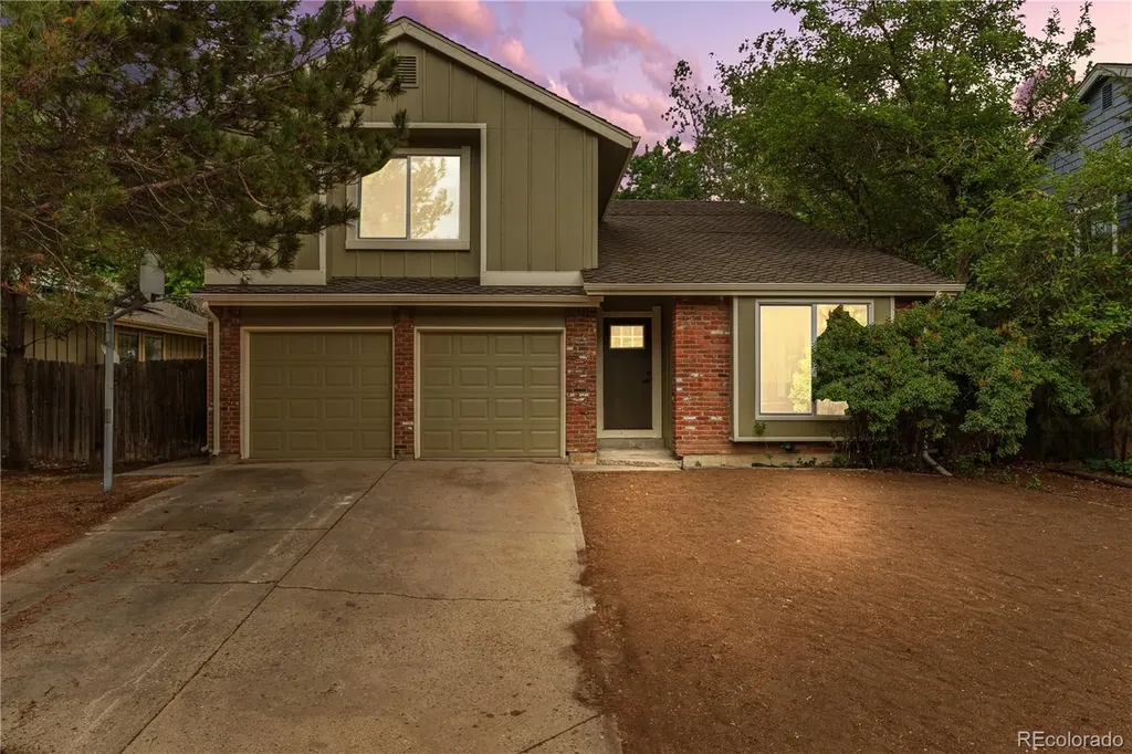 8162 Field Circle Arvada CO 80005