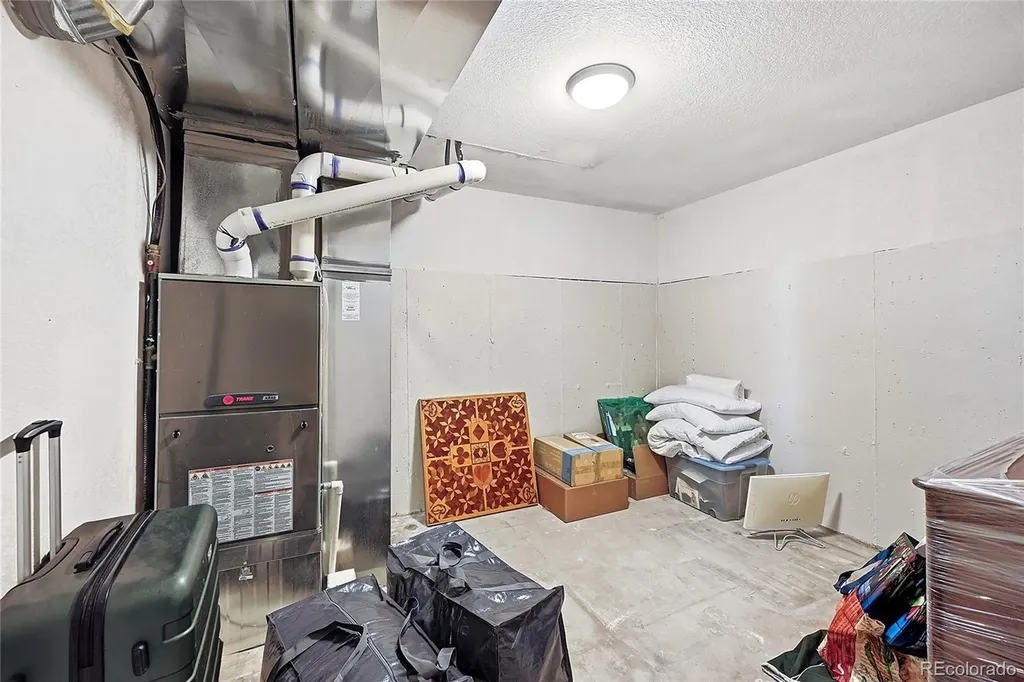372 Cherokee Road Lyons CO 80540