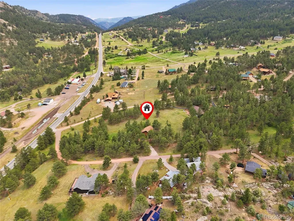 372 Cherokee Road Lyons CO 80540