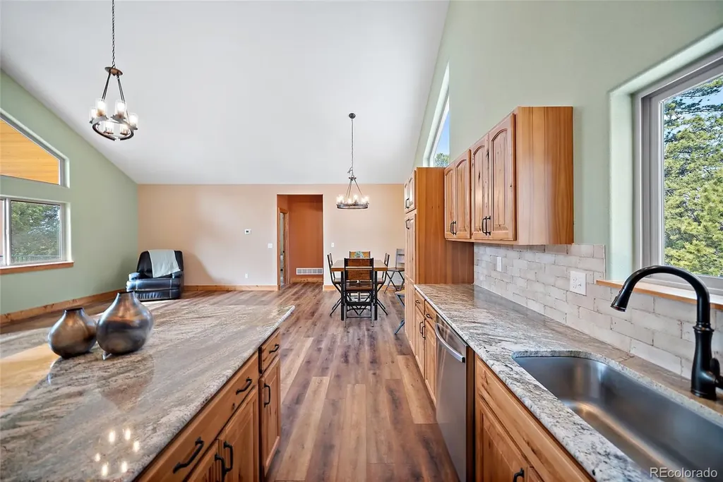 367 Cottonwood Lake Drive Divide CO 80814