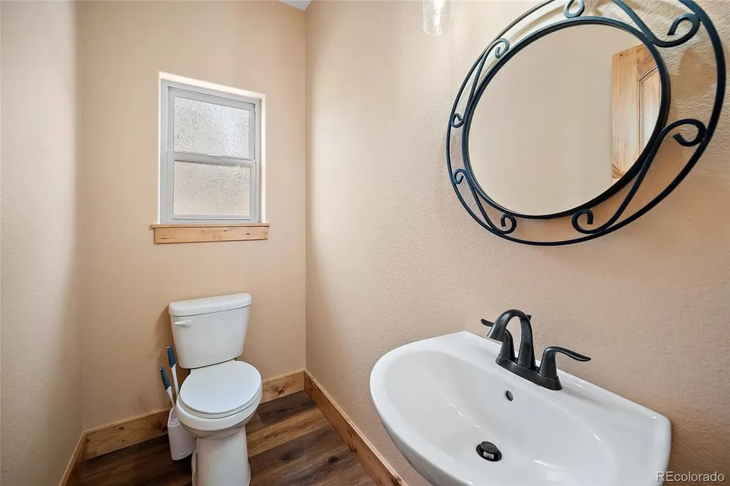 367 Cottonwood Lake Drive Divide CO 80814
