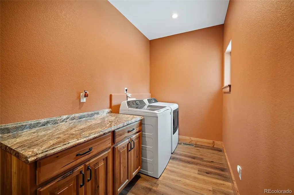 367 Cottonwood Lake Drive Divide CO 80814
