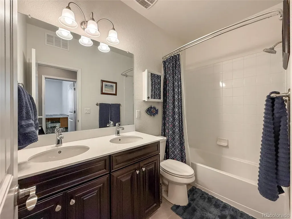 11472 Chambers Drive Commerce City CO 80022
