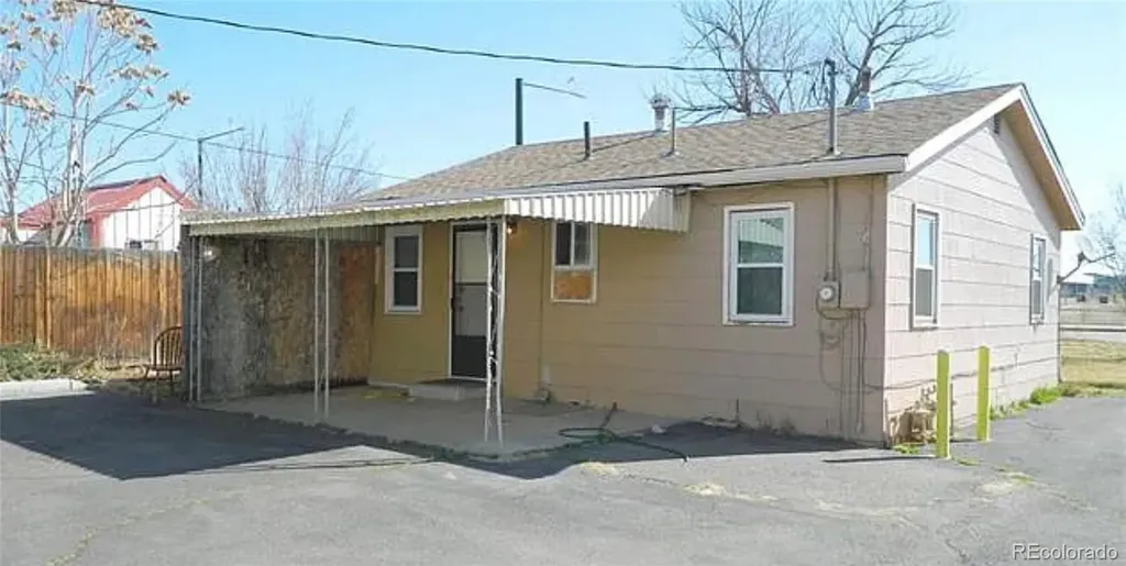5985 Quebec Street Commerce City CO 80022
