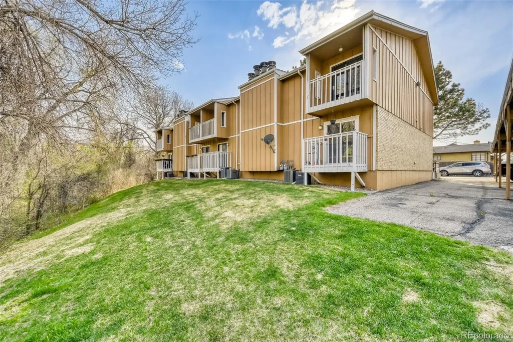 580 Vance Street Lakewood CO 80226