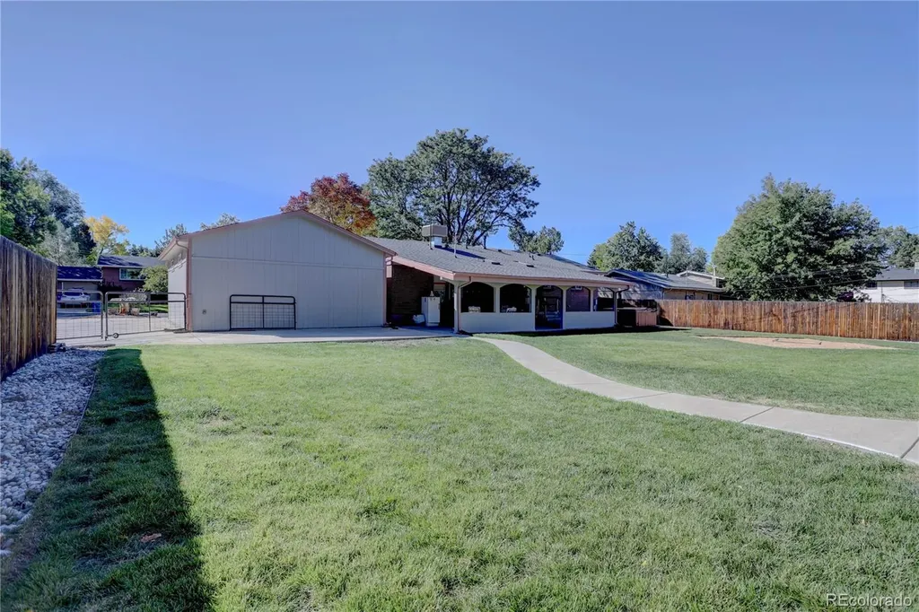 707 W Davies Way Littleton CO 80120