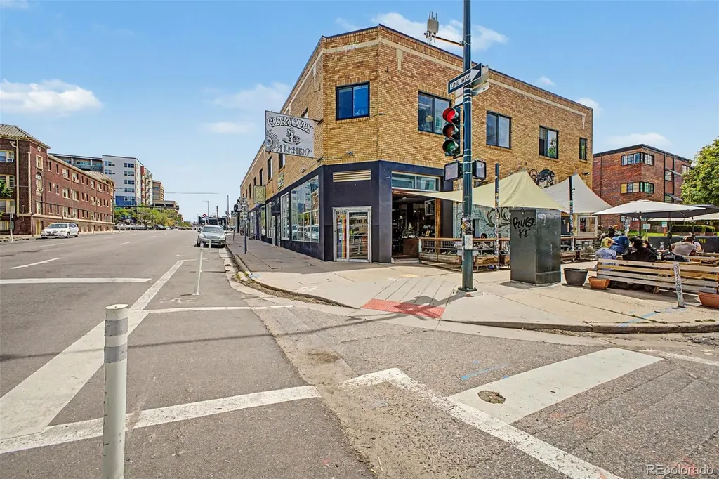 1136 Logan Street Denver CO 80203