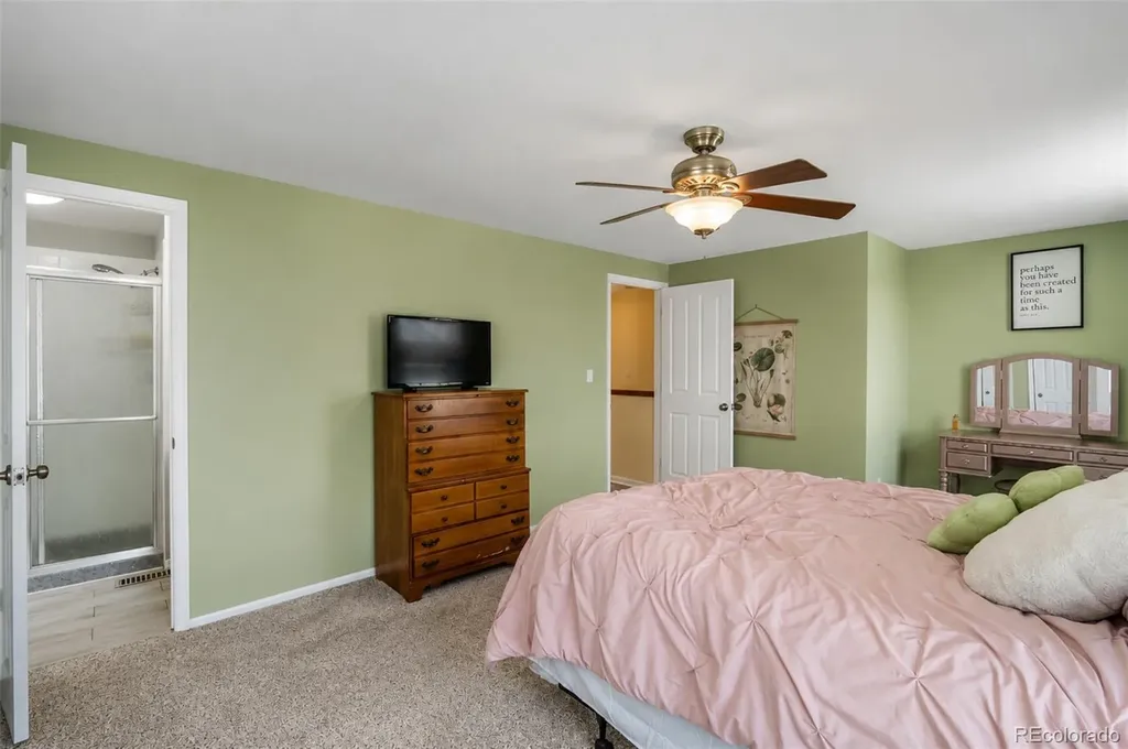 6937 E Briarwood Drive Centennial CO 80112