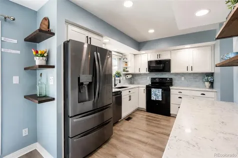 6937 E Briarwood Drive Centennial CO 80112