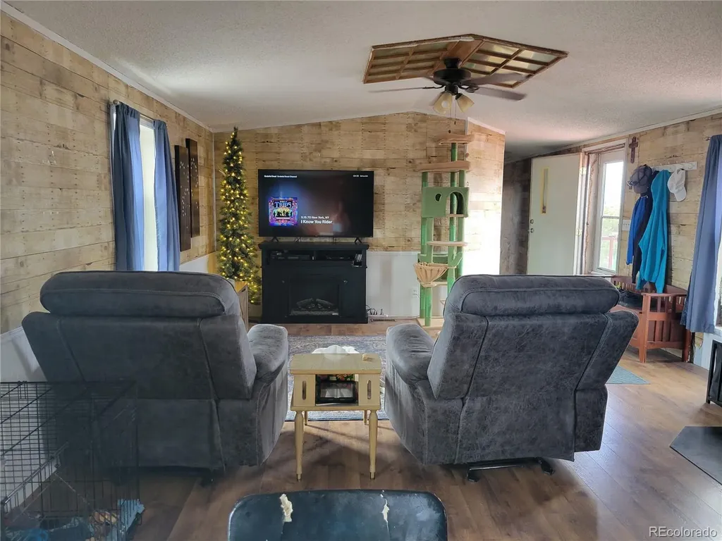 452 Agate Lane Alamosa CO 81101