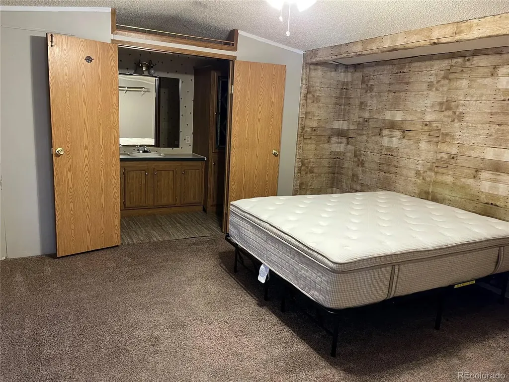 452 Agate Lane Alamosa CO 81101