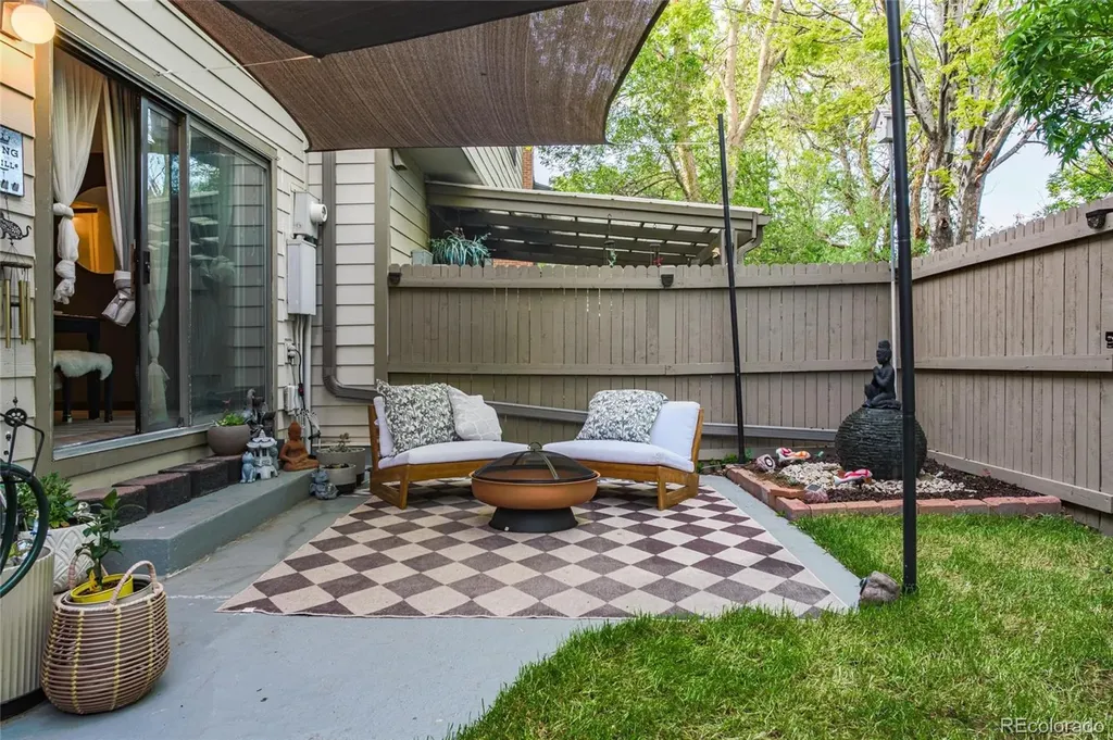 7900 W Layton Avenue Littleton CO 80123