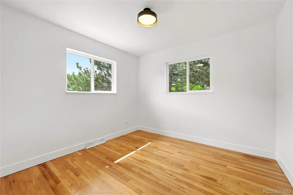 5180 E Asbury Avenue Denver CO 80222