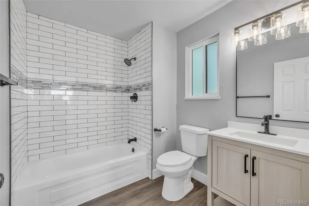 129 Eaton Court Lakewood CO 80226