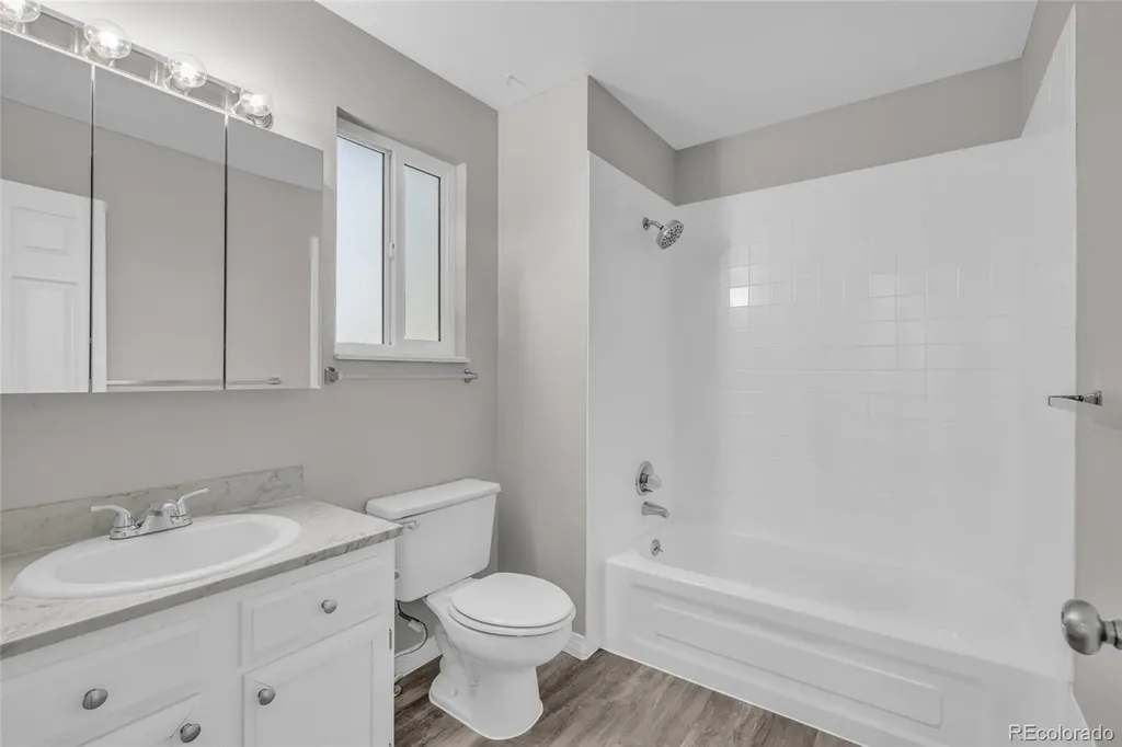 129 Eaton Court Lakewood CO 80226