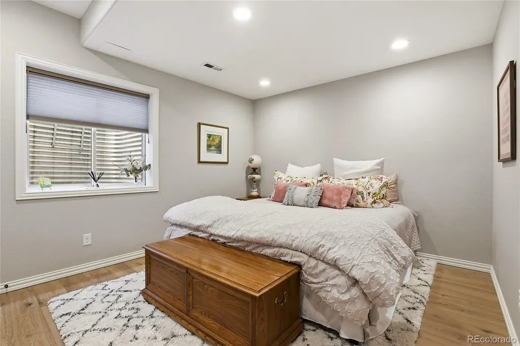 5424 E Dry Creek Circle Centennial CO 80122