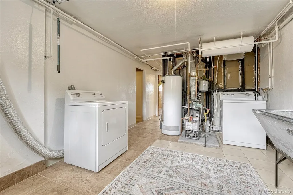 2280 Newland Street Edgewater CO 80214
