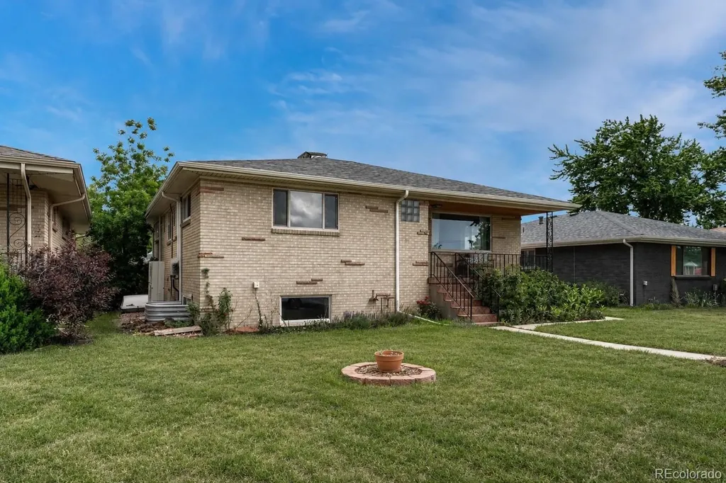 2280 Newland Street Edgewater CO 80214