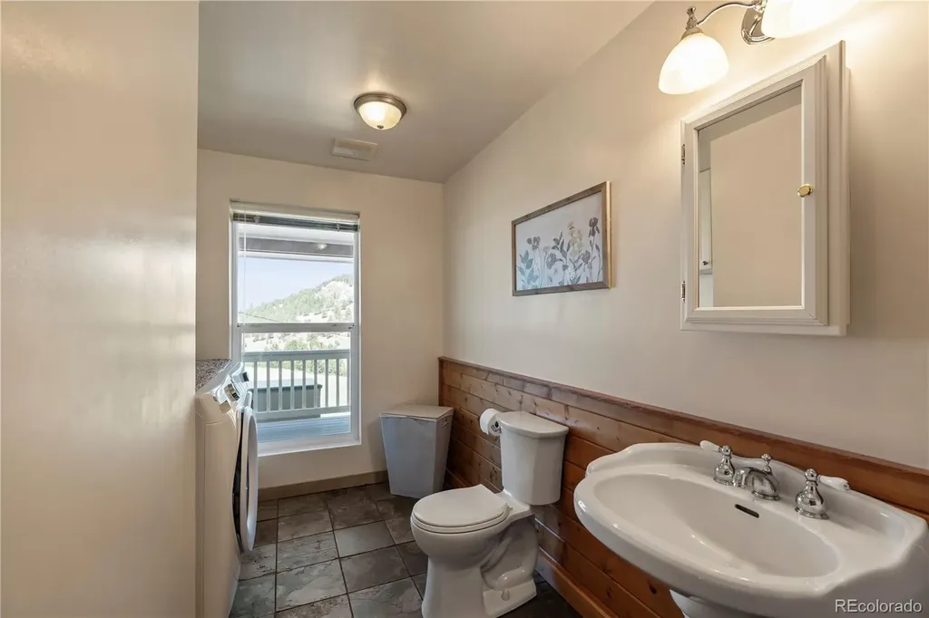 400 W Shideler Avenue Cripple Creek CO 80813