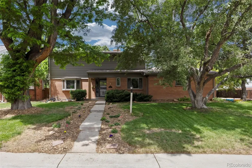 2541 S Kearney Street Denver CO 80222
