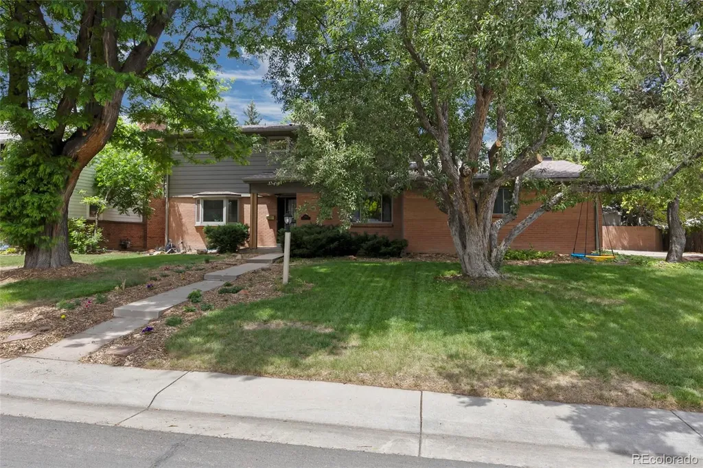 2541 S Kearney Street Denver CO 80222