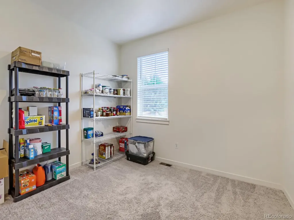 4426 Garnet Way Longmont CO 80504