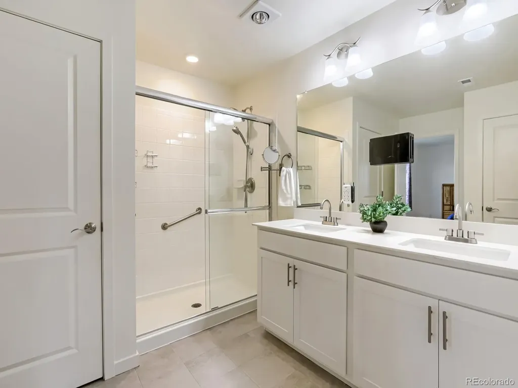 4426 Garnet Way Longmont CO 80504