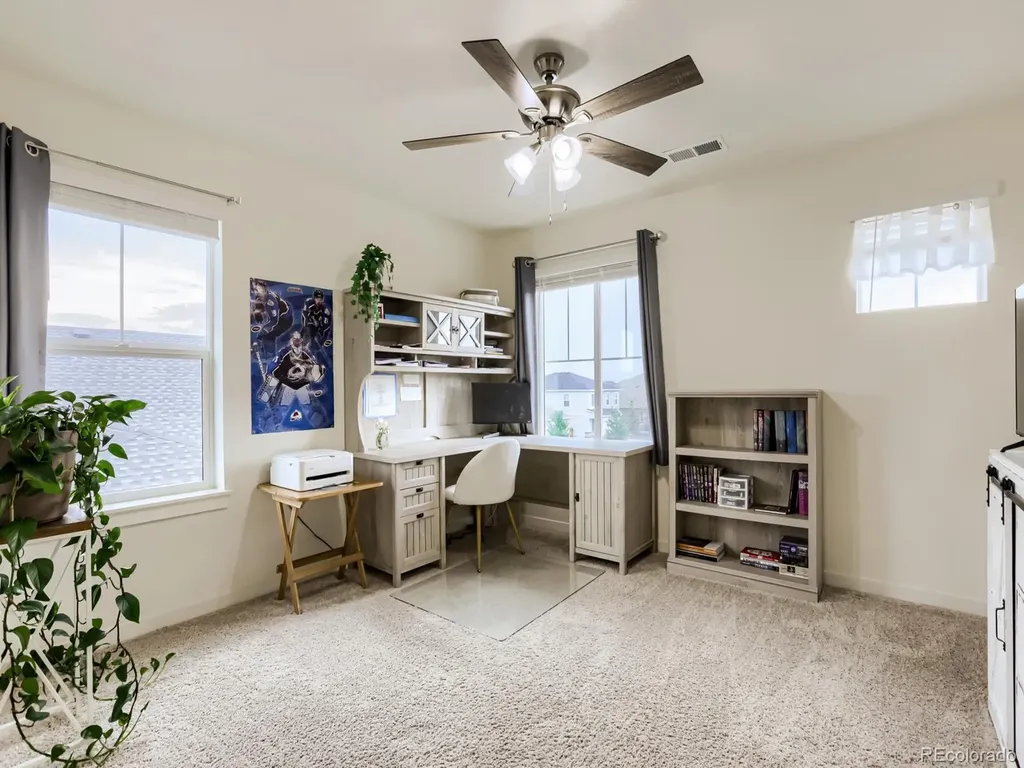 4426 Garnet Way Longmont CO 80504