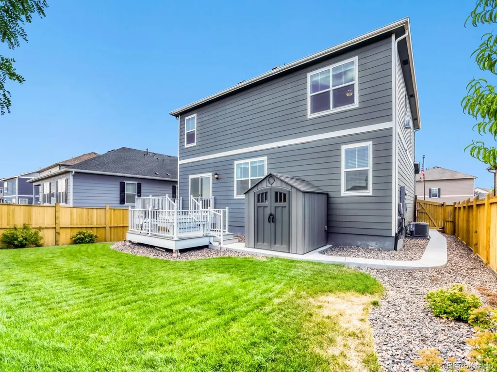 4426 Garnet Way Longmont CO 80504