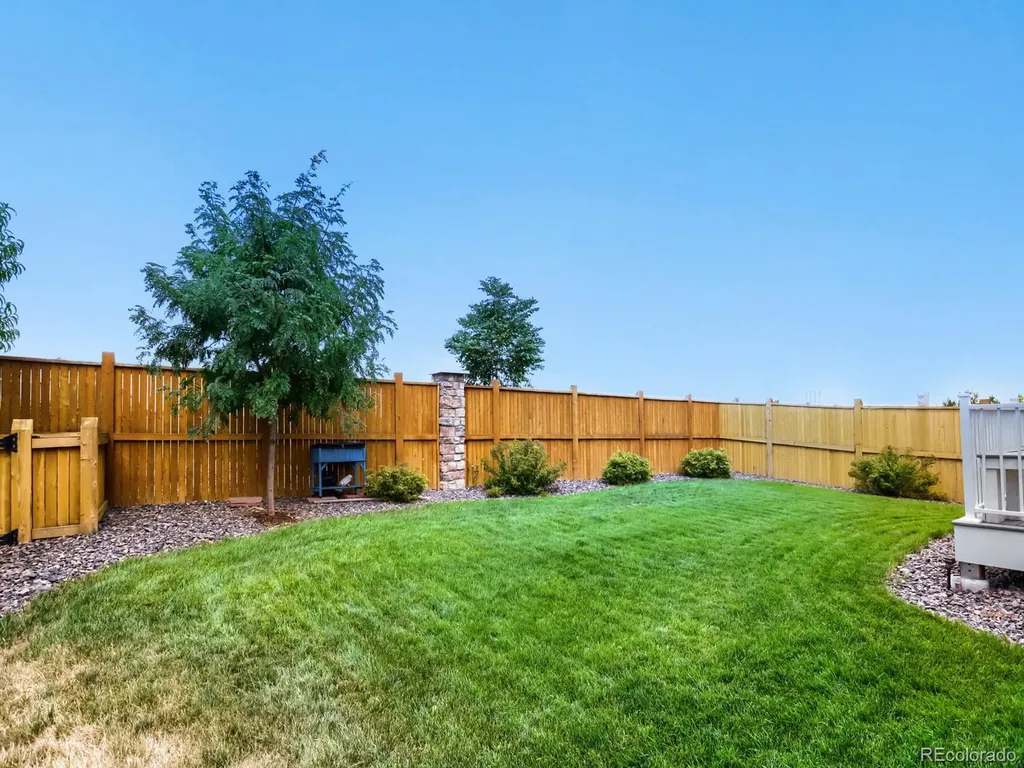 4426 Garnet Way Longmont CO 80504