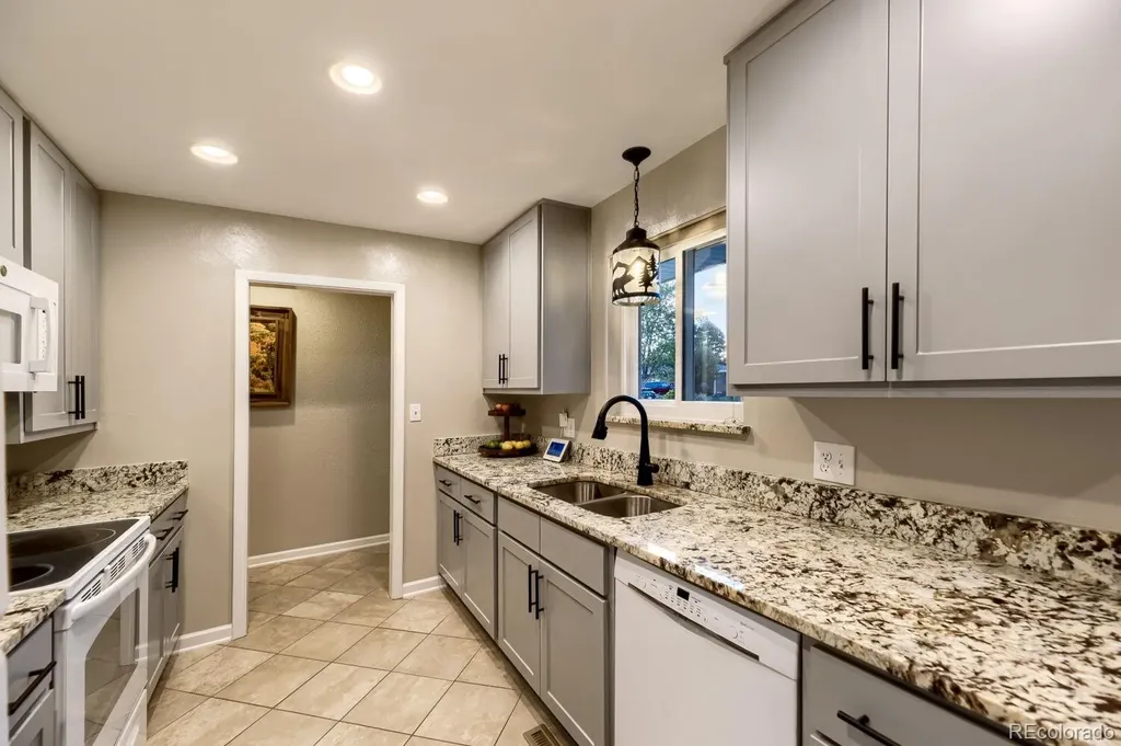 6112 W 63rd Avenue Arvada CO 80003
