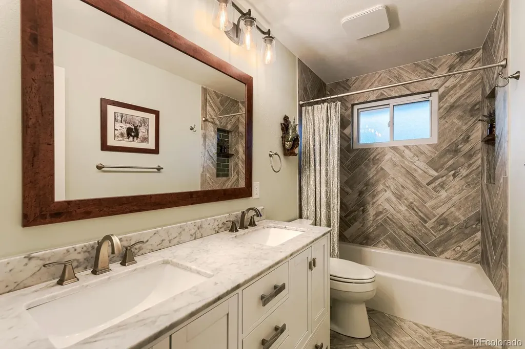 6112 W 63rd Avenue Arvada CO 80003