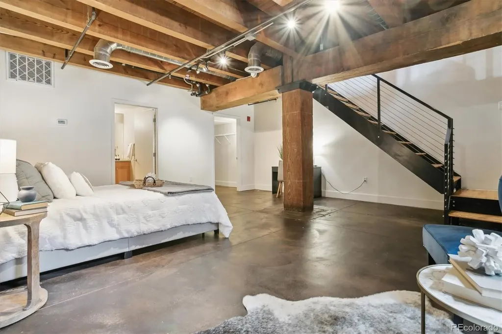 2960 Inca Street Denver CO 80202