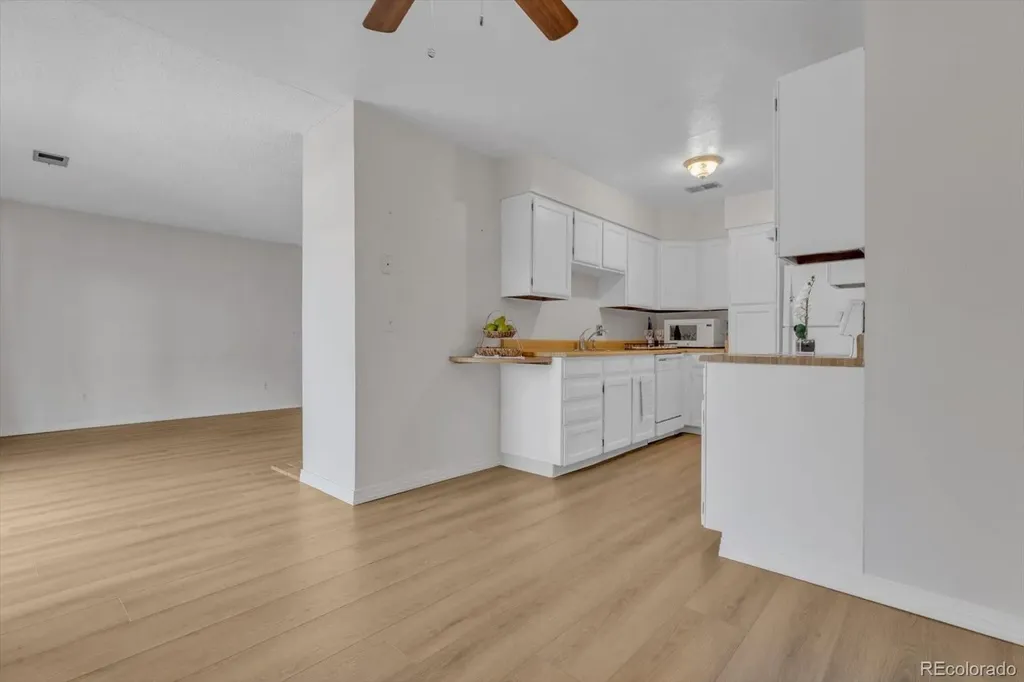 2036 W 101st Avenue Thornton CO 80260