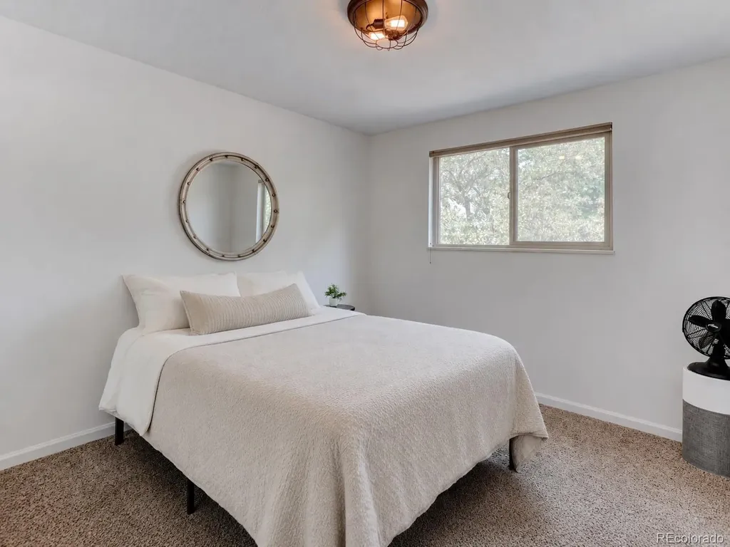 1213 S Holland Court Lakewood CO 80232