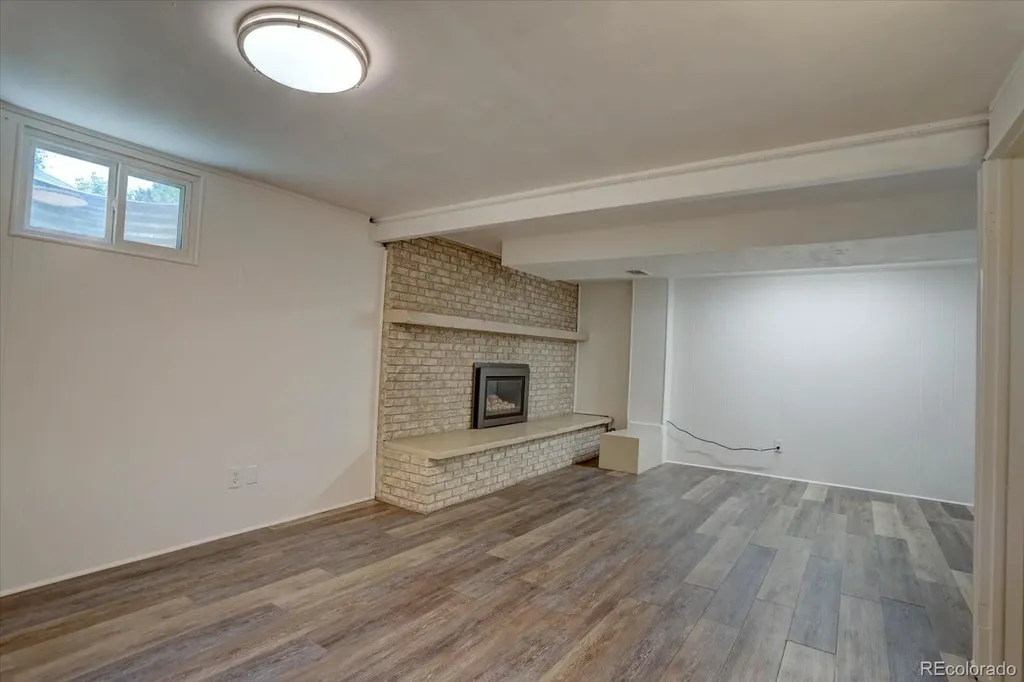 1213 S Holland Court Lakewood CO 80232
