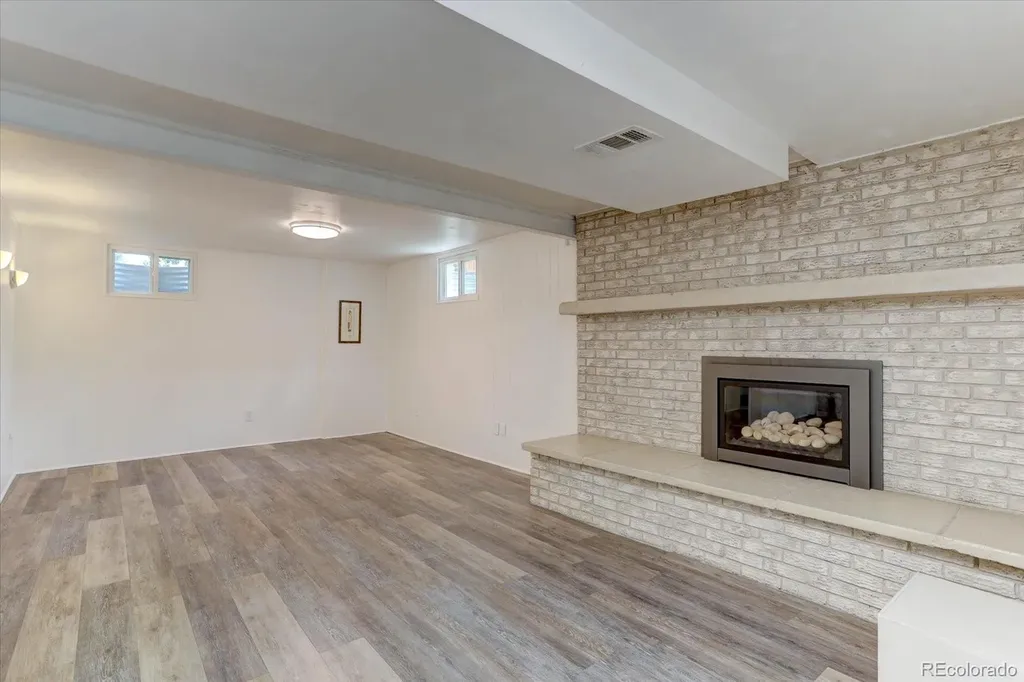 1213 S Holland Court Lakewood CO 80232