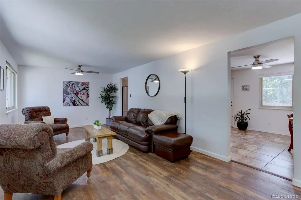1213 S Holland Court Lakewood CO 80232