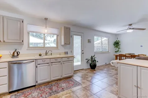 1213 S Holland Court Lakewood CO 80232