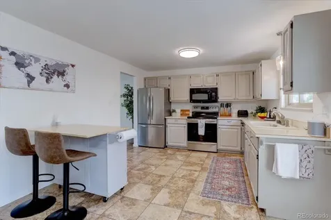 1213 S Holland Court Lakewood CO 80232