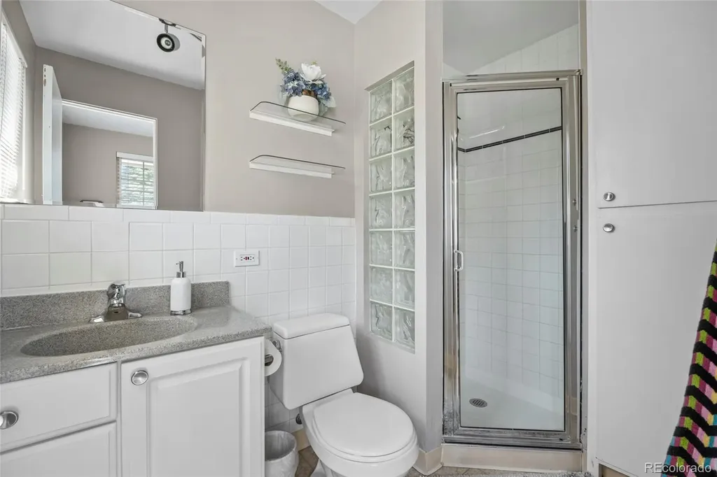 281 Niagara Street Denver CO 80220