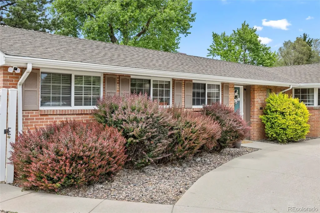281 Niagara Street Denver CO 80220