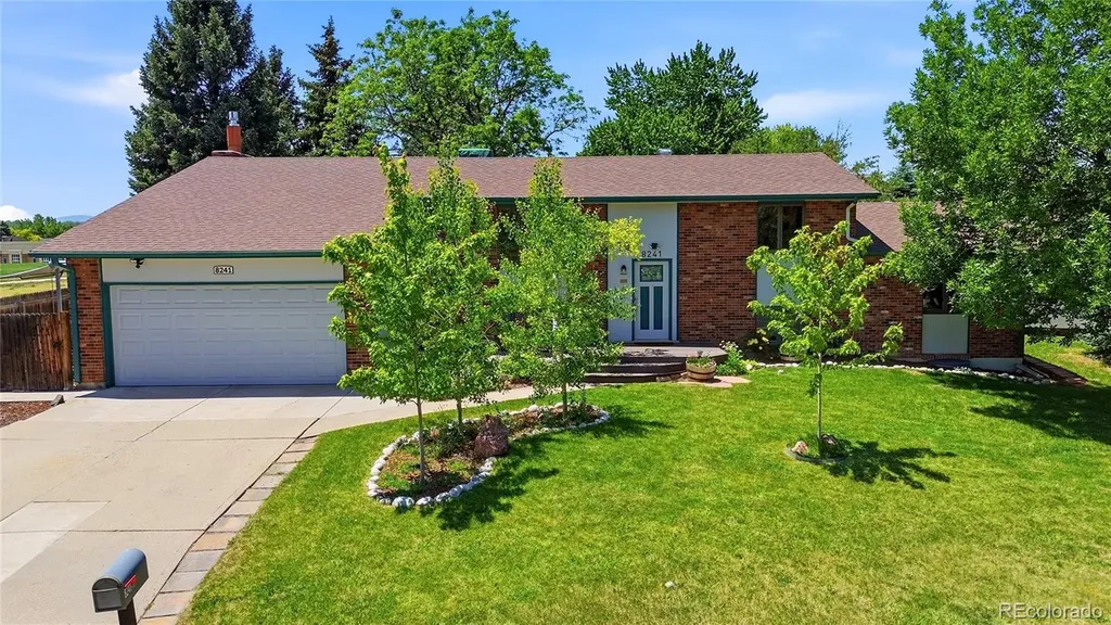 8241 Pomona Drive Arvada CO 80005