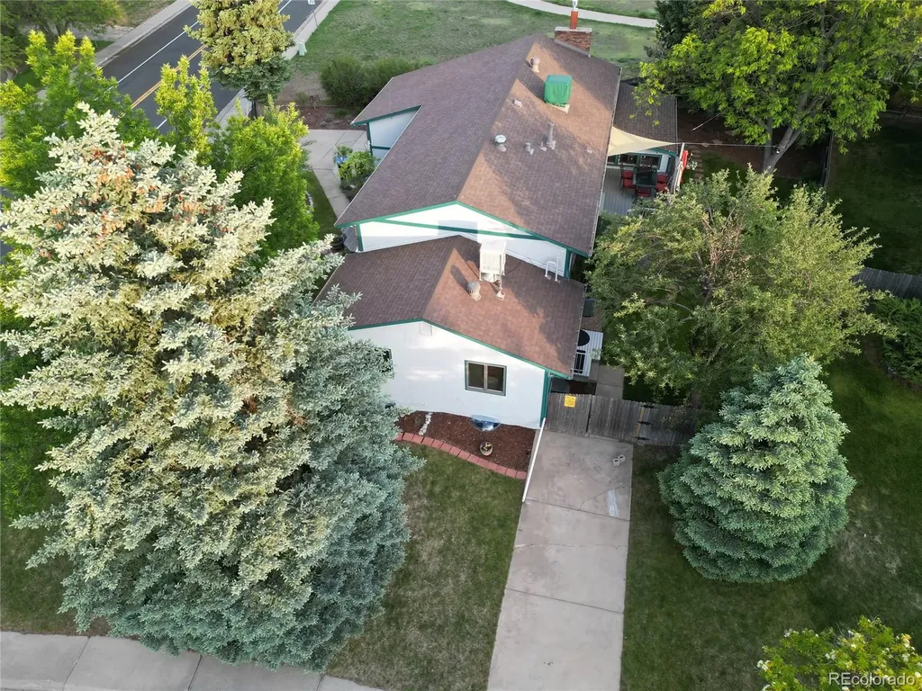 8241 Pomona Drive Arvada CO 80005