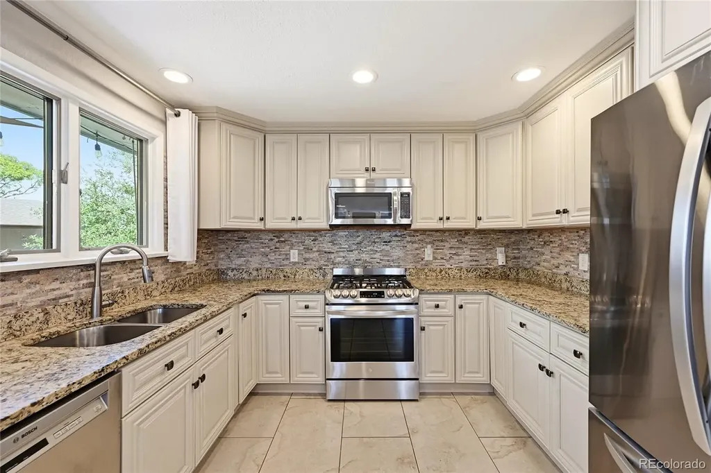 8241 Pomona Drive Arvada CO 80005