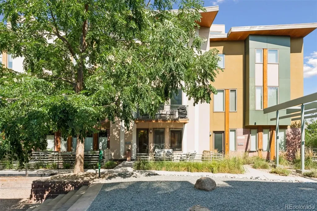 1961 W 34th Avenue Denver CO 80211